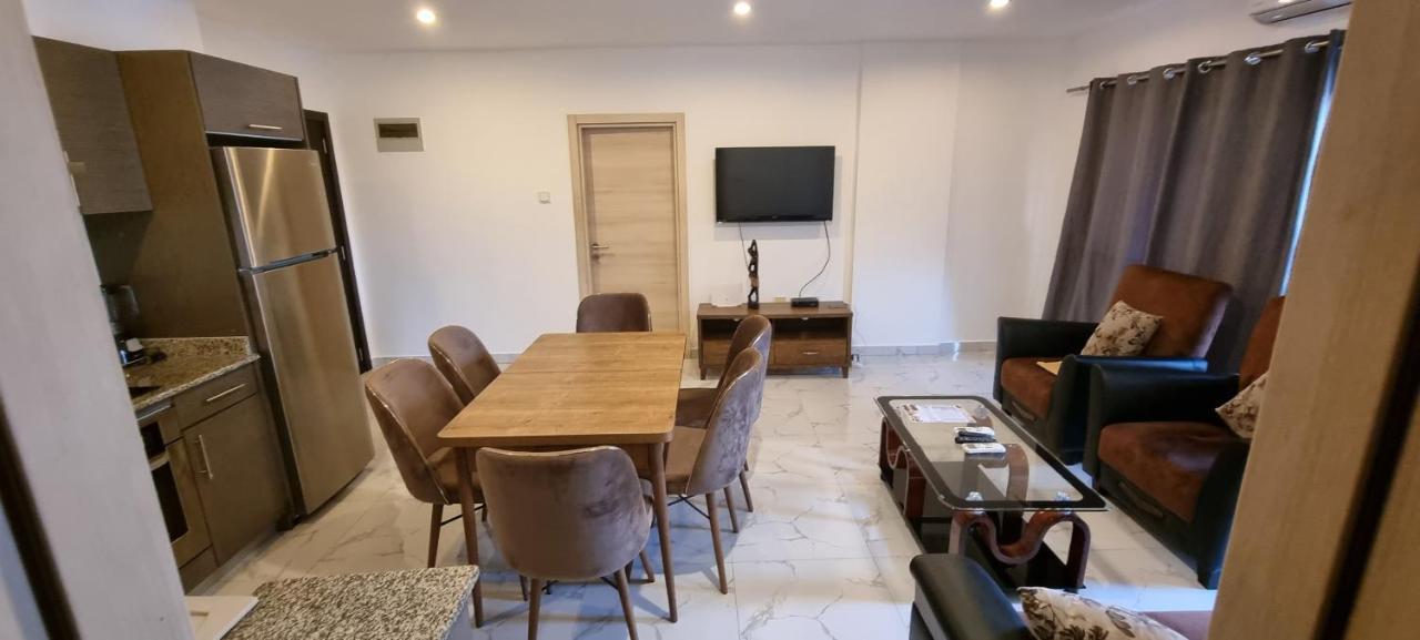 The Gallery Luxury Suites Cpg Oost-Legon Buitenkant foto