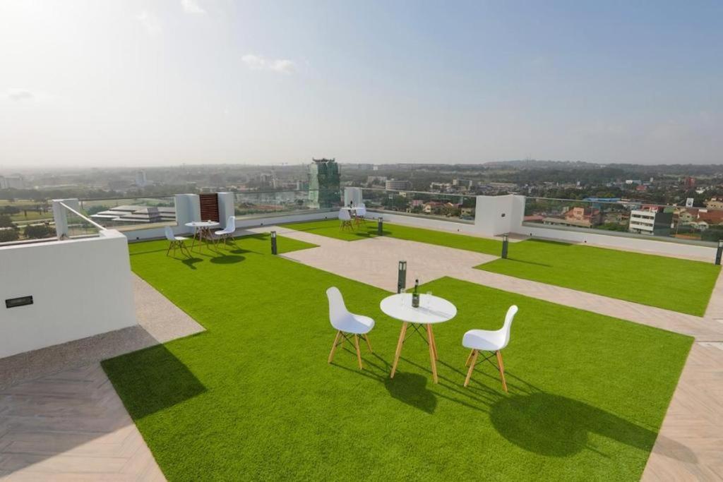 The Gallery Luxury Suites Cpg Oost-Legon Buitenkant foto