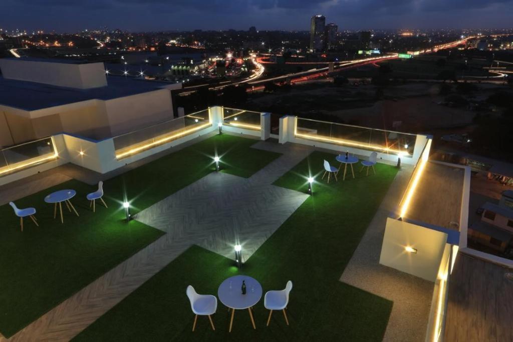 The Gallery Luxury Suites Cpg Oost-Legon Buitenkant foto