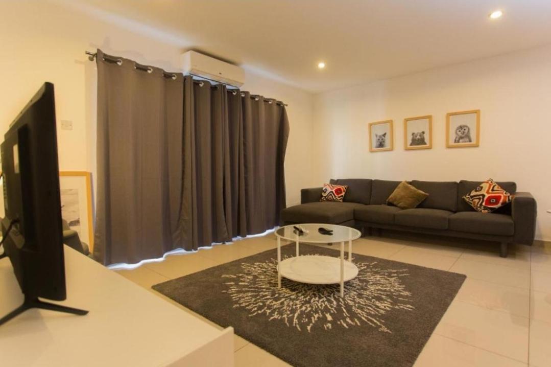The Gallery Luxury Suites Cpg Oost-Legon Buitenkant foto