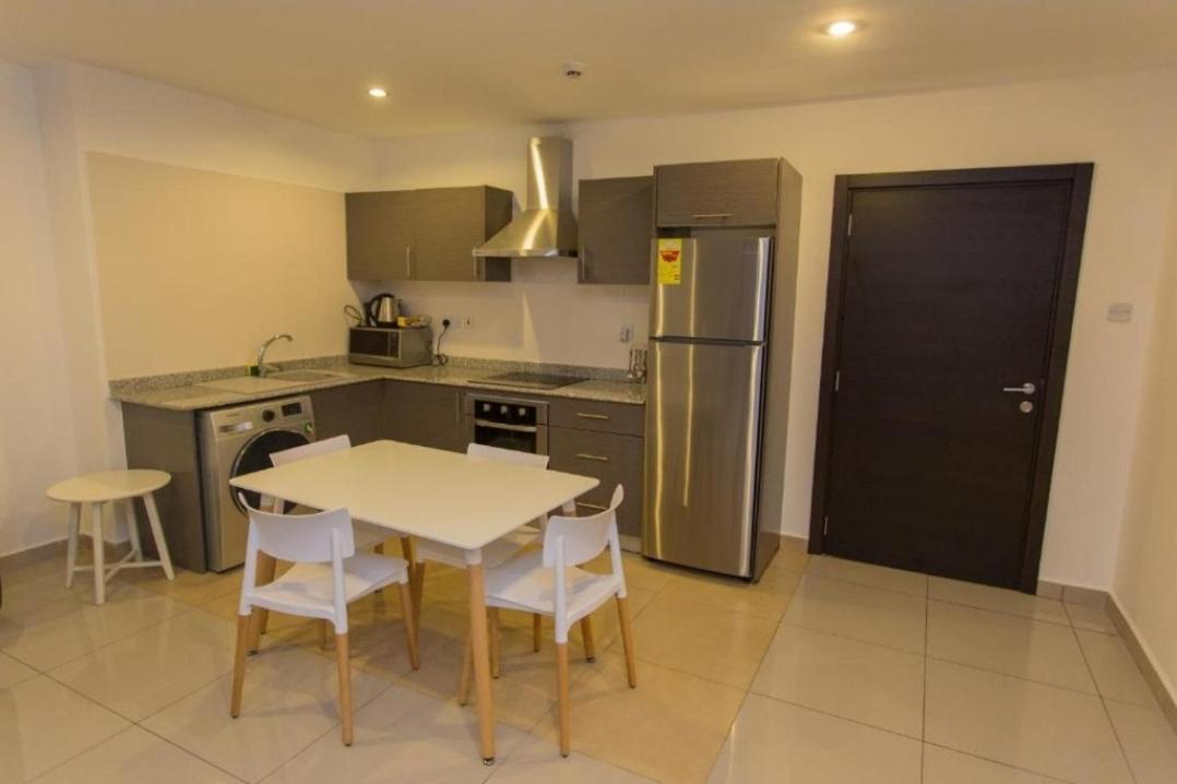 The Gallery Luxury Suites Cpg Oost-Legon Buitenkant foto