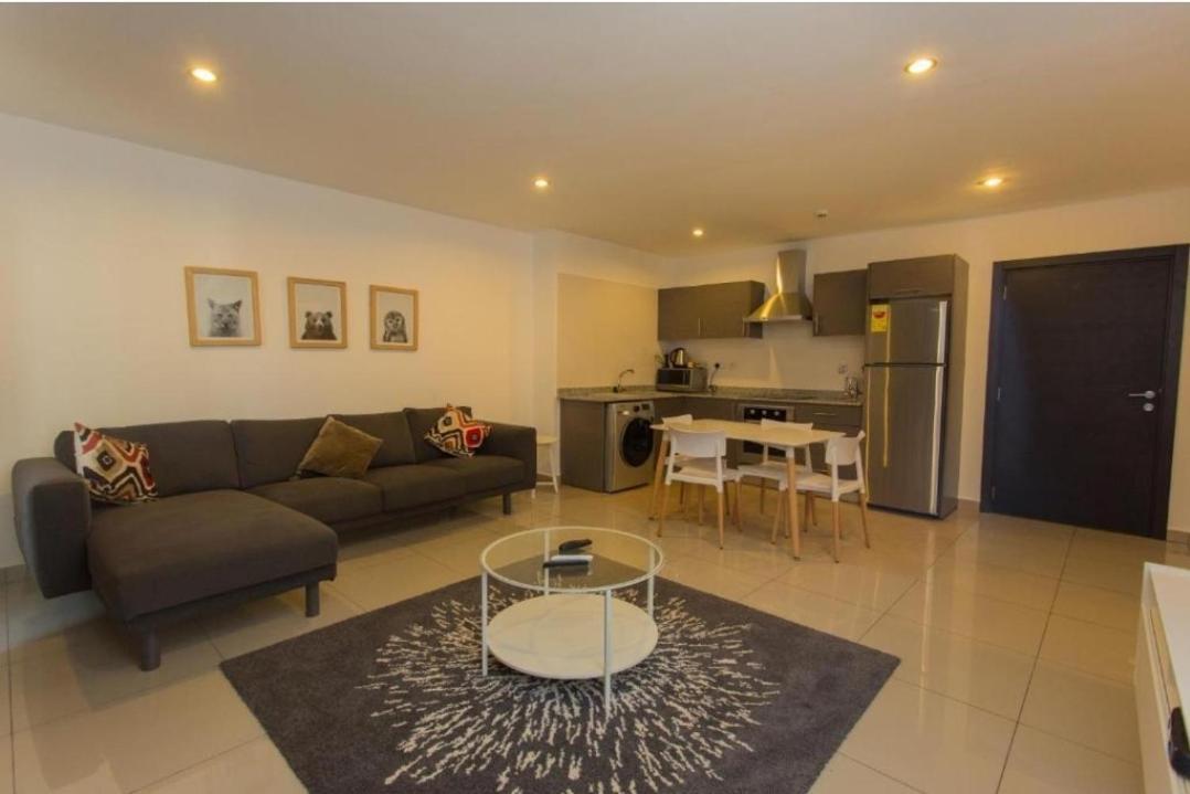 The Gallery Luxury Suites Cpg Oost-Legon Buitenkant foto