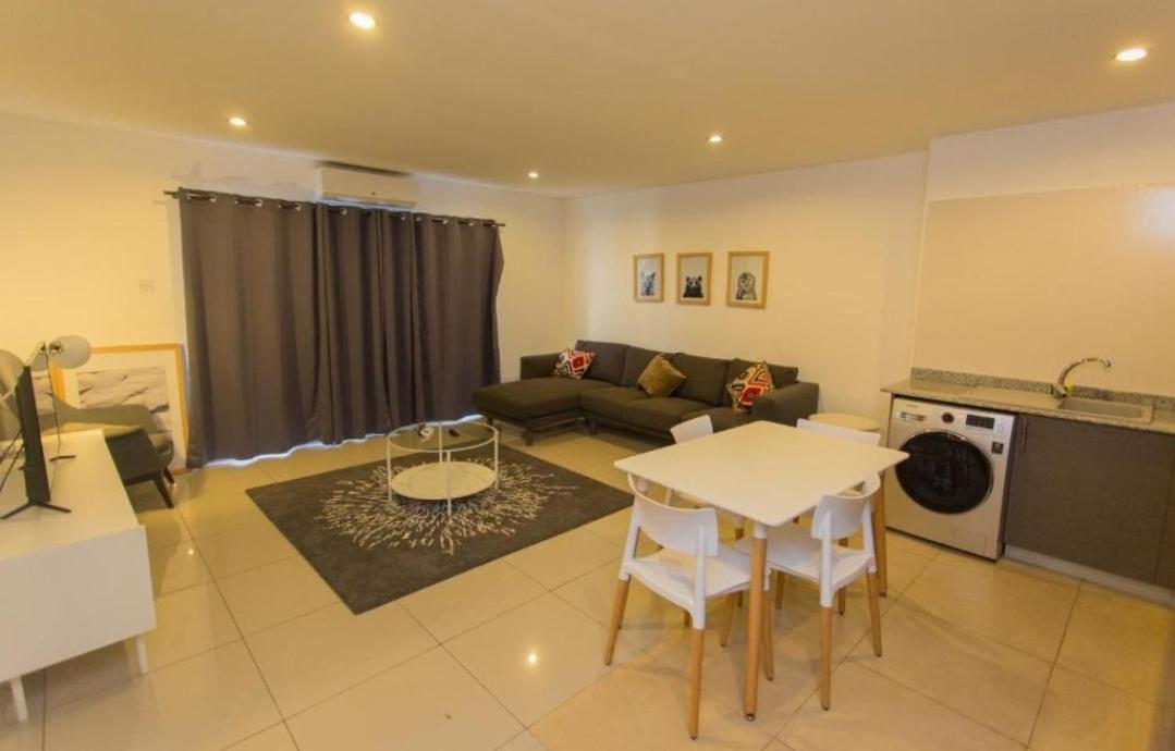 The Gallery Luxury Suites Cpg Oost-Legon Buitenkant foto
